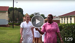 Se video om praktikophold i Uganda for sygeplejersker