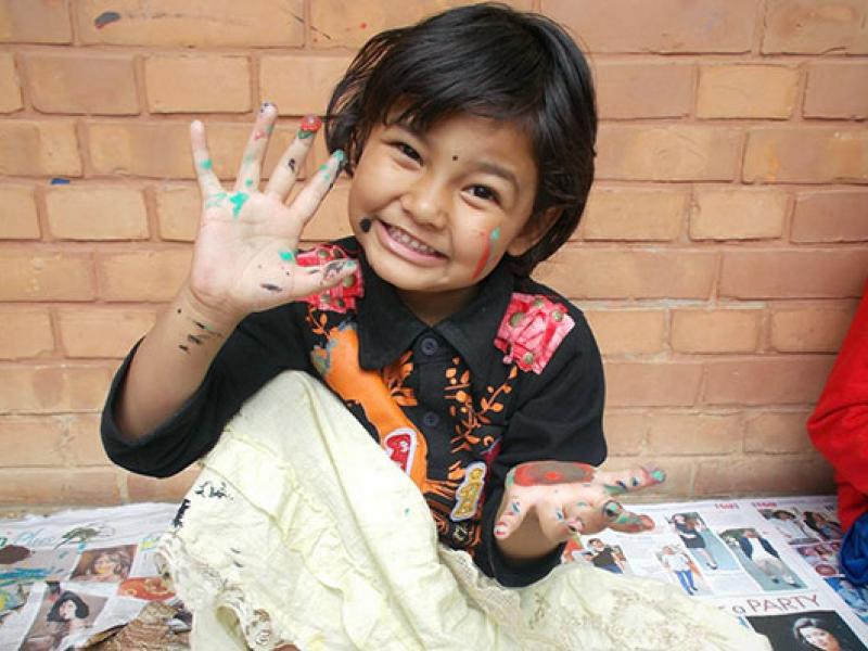 Du kan bl.a. arbejde frivilligt med børn og unge i Nepal