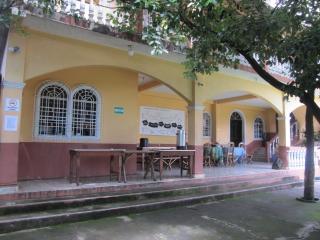 Højskole i El Salvador