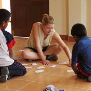Amalie var frivillig i Bolivia
